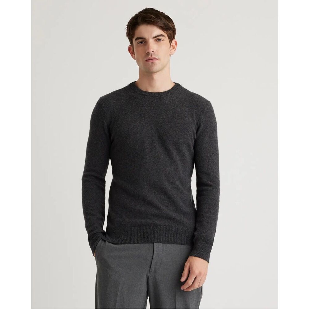 Quince Men’s Mongolian Cashmere Crewneck Sweater Charcoal Size Small